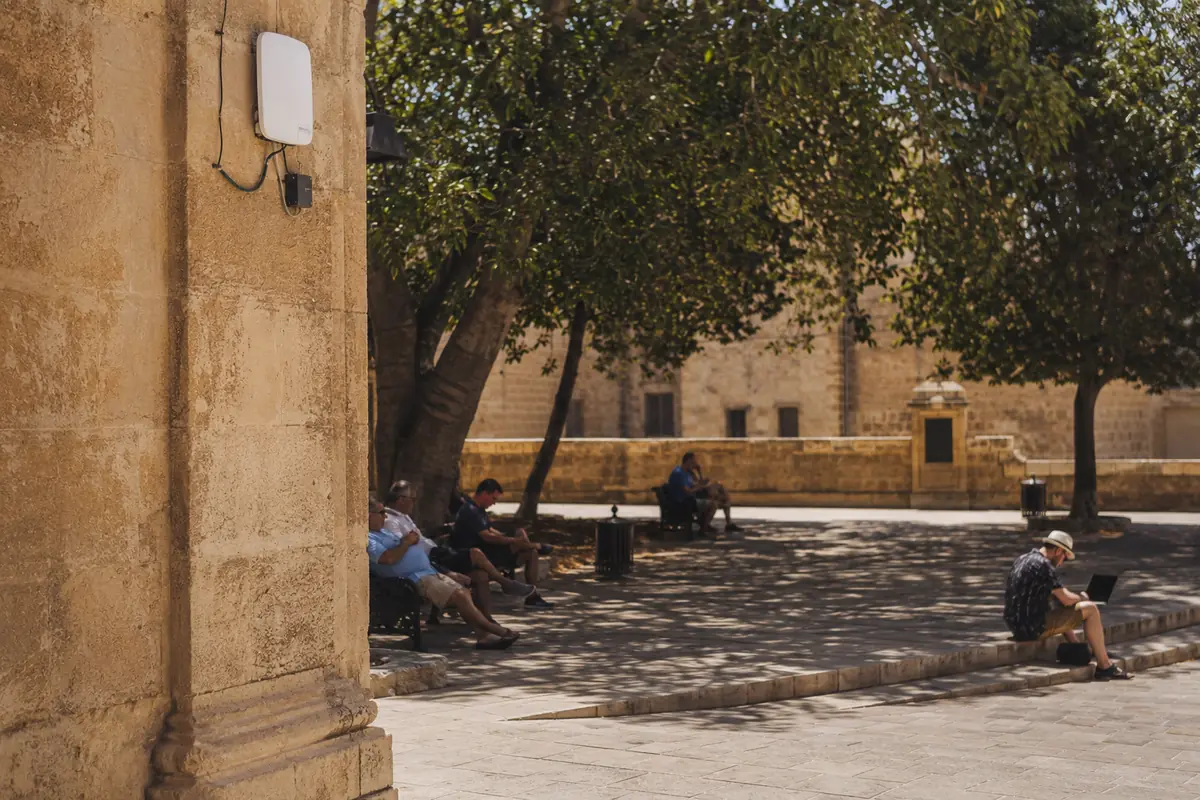 For a Malta Trip, I’d Choose a VPN for Network Handoffs, Not a Malta Server Badge